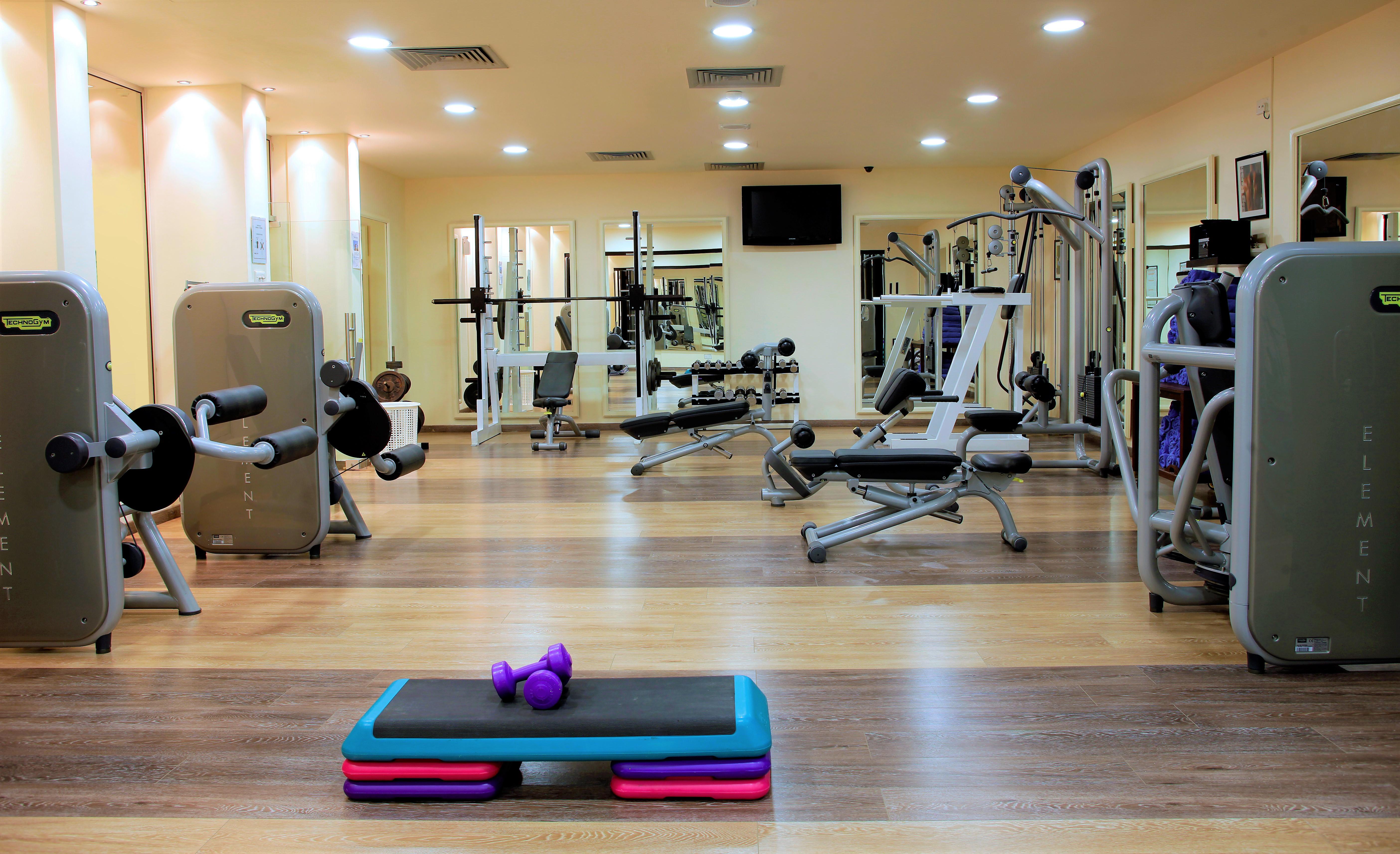 The Grandresort - Limited Edition By Leonardo Hotels Lemesós Eksteriør bilde A gym in a hotel