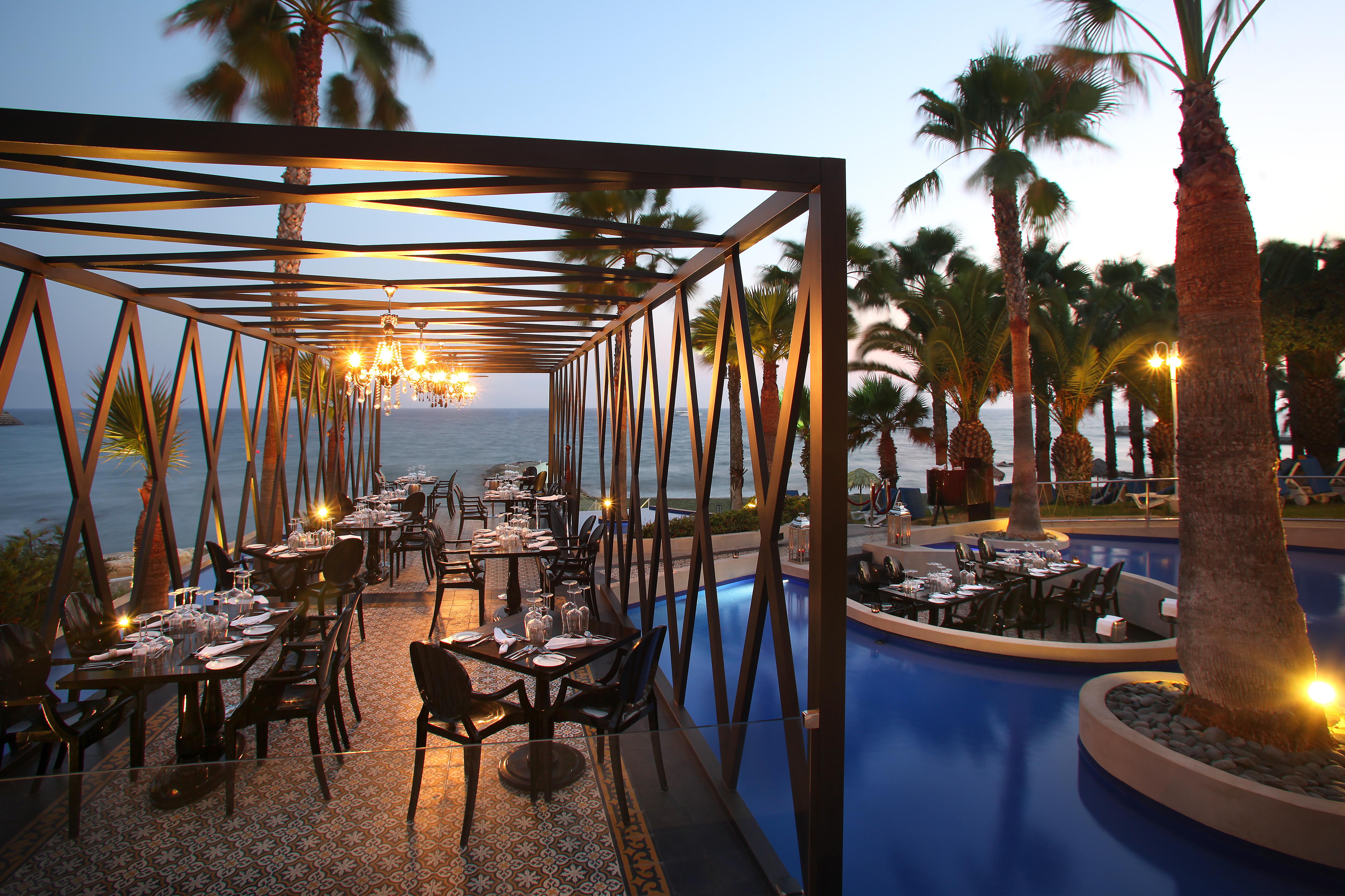 The Grandresort - Limited Edition By Leonardo Hotels Lemesós Eksteriør bilde The beach at the Grand Resort