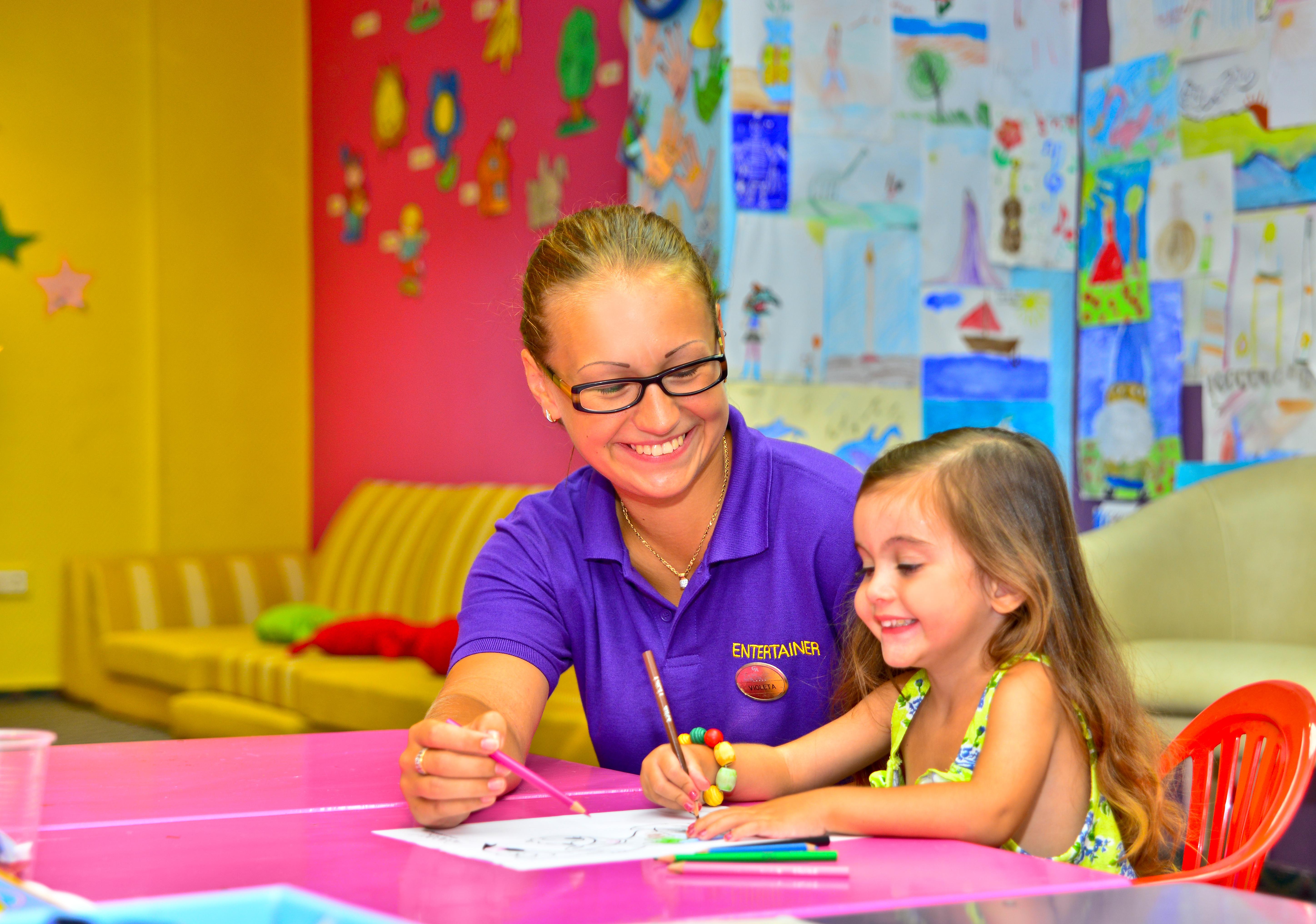The Grandresort - Limited Edition By Leonardo Hotels Lemesós Eksteriør bilde Childcare at a hotel
