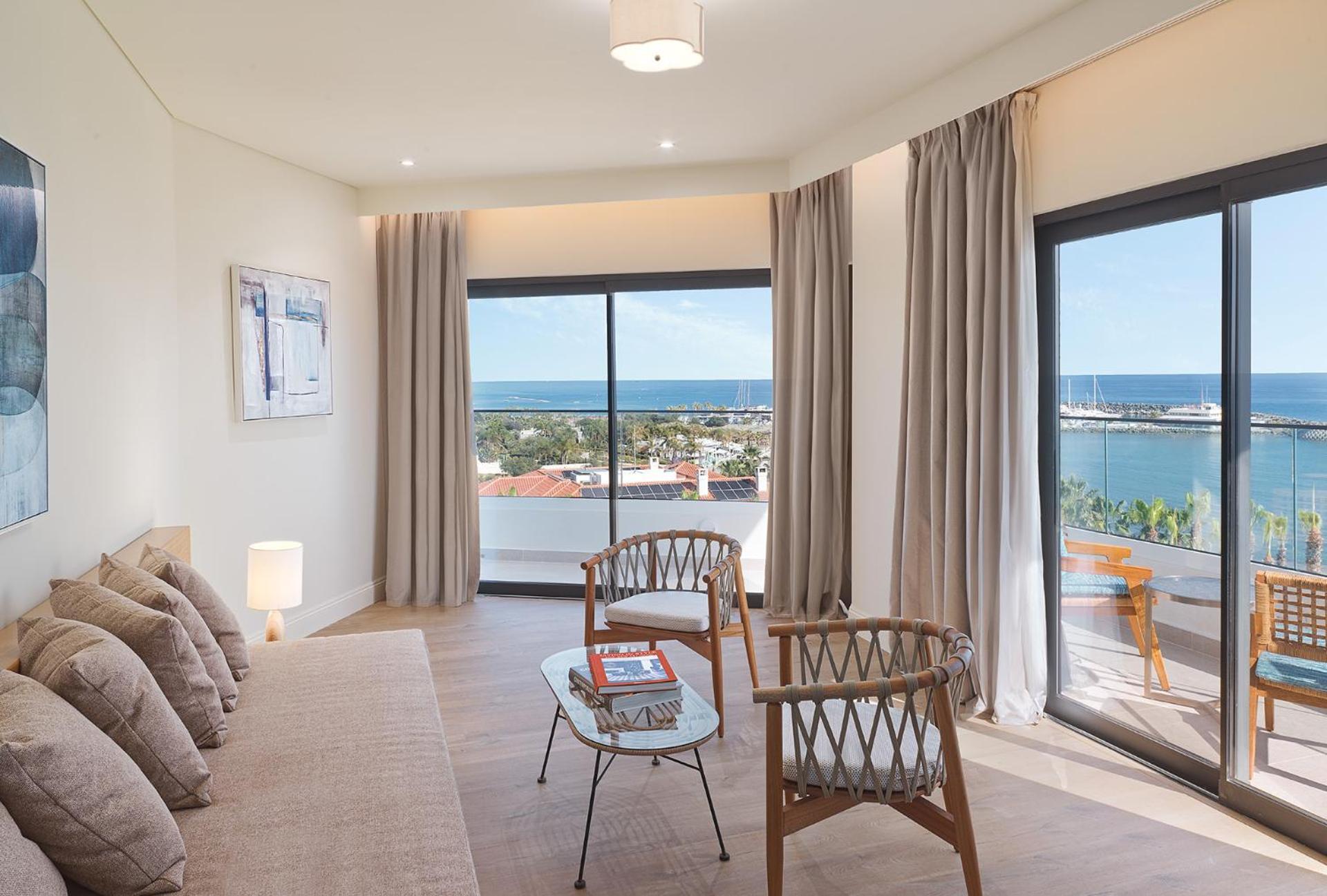 The Grandresort - Limited Edition By Leonardo Hotels Lemesós Eksteriør bilde A suite at the hotel