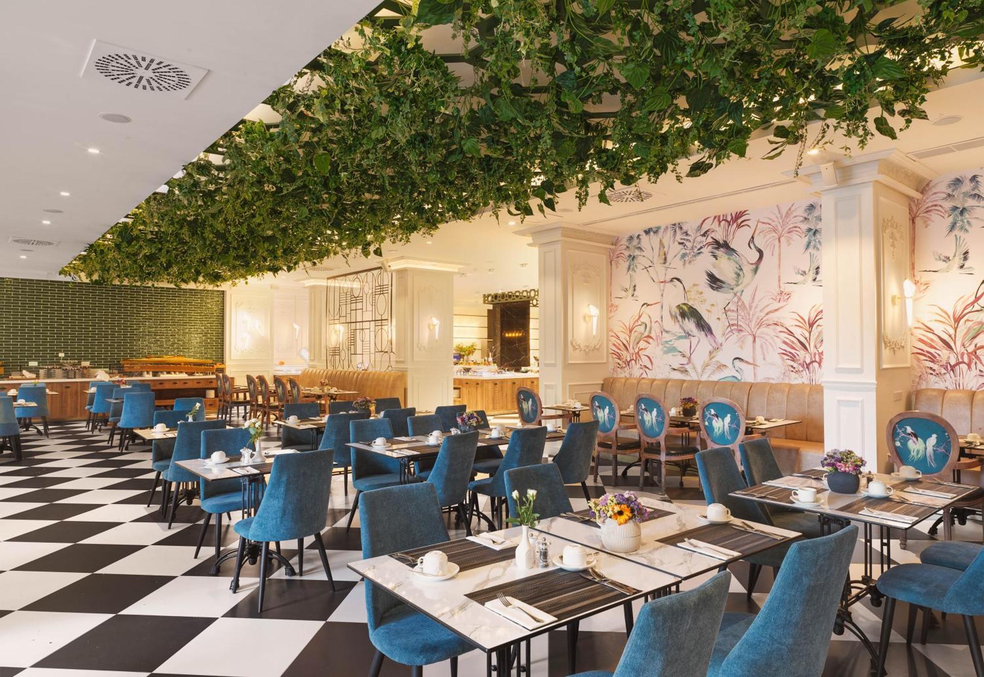 The Grandresort - Limited Edition By Leonardo Hotels Lemesós Eksteriør bilde The restaurant