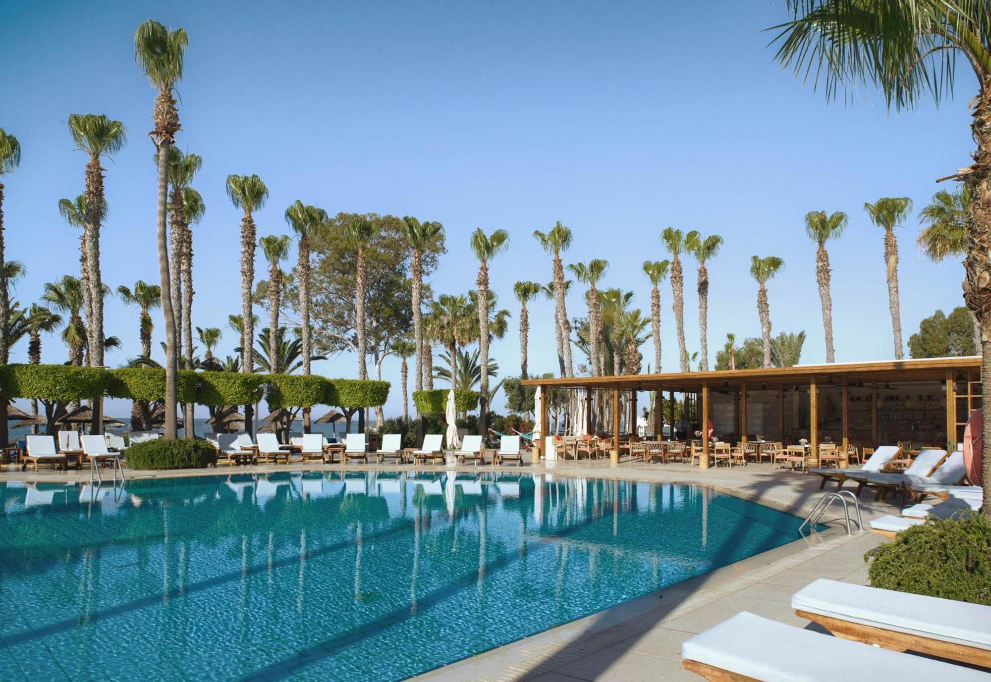 The Grandresort - Limited Edition By Leonardo Hotels Lemesós Eksteriør bilde The pool at the hotel